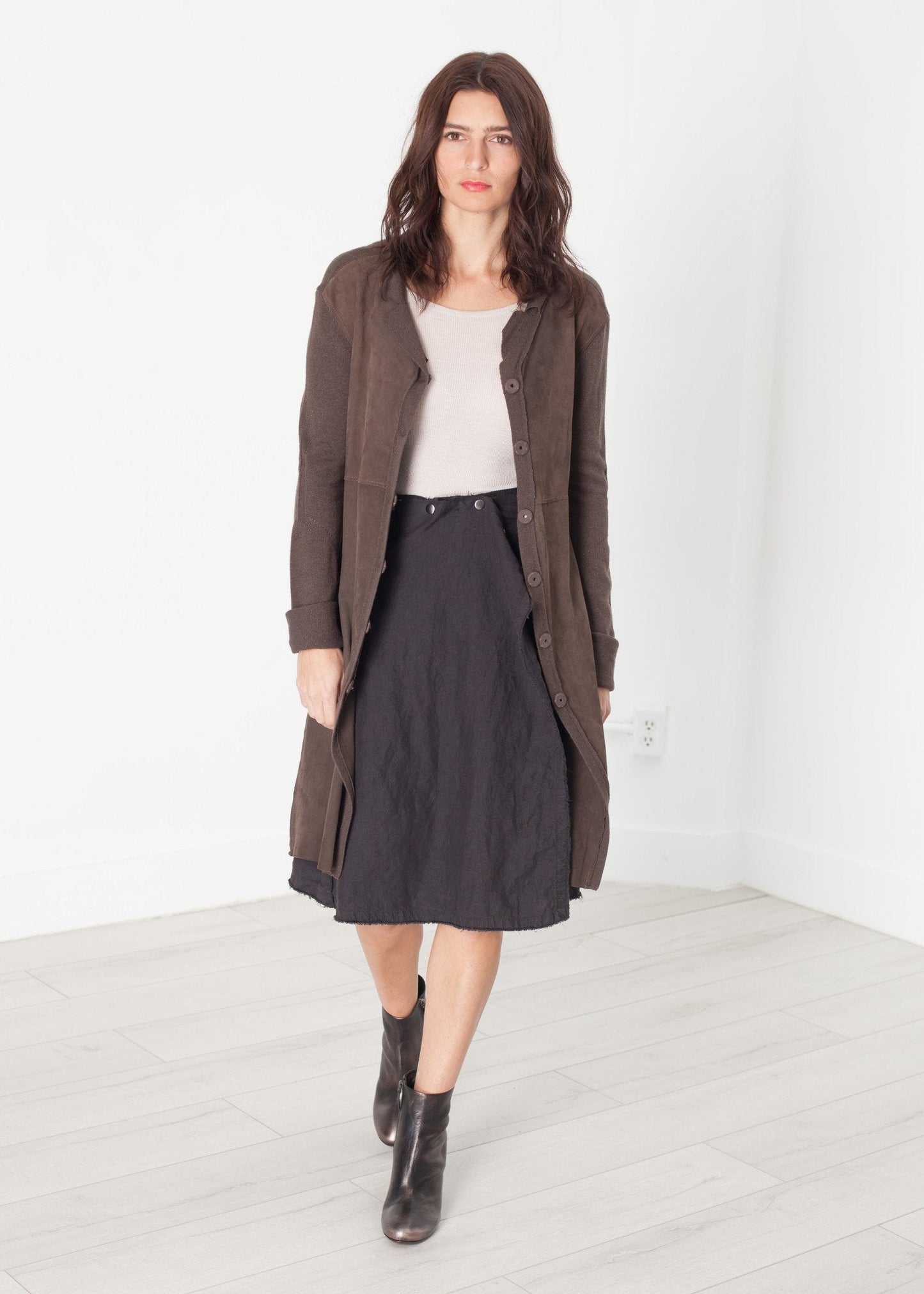 Wrap Snap Skirt in Black - formtest11