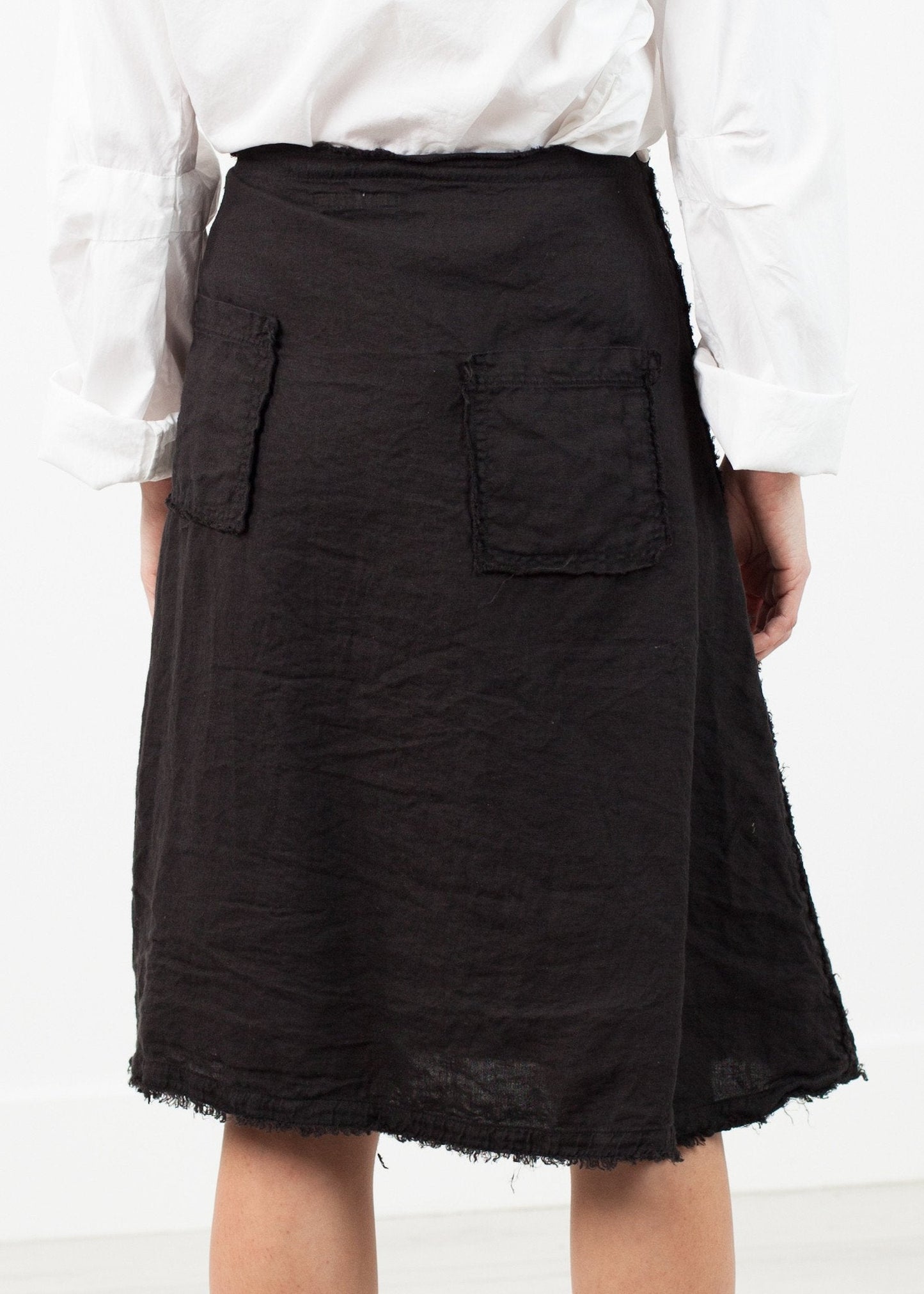 Wrap Snap Skirt in Black - formtest11