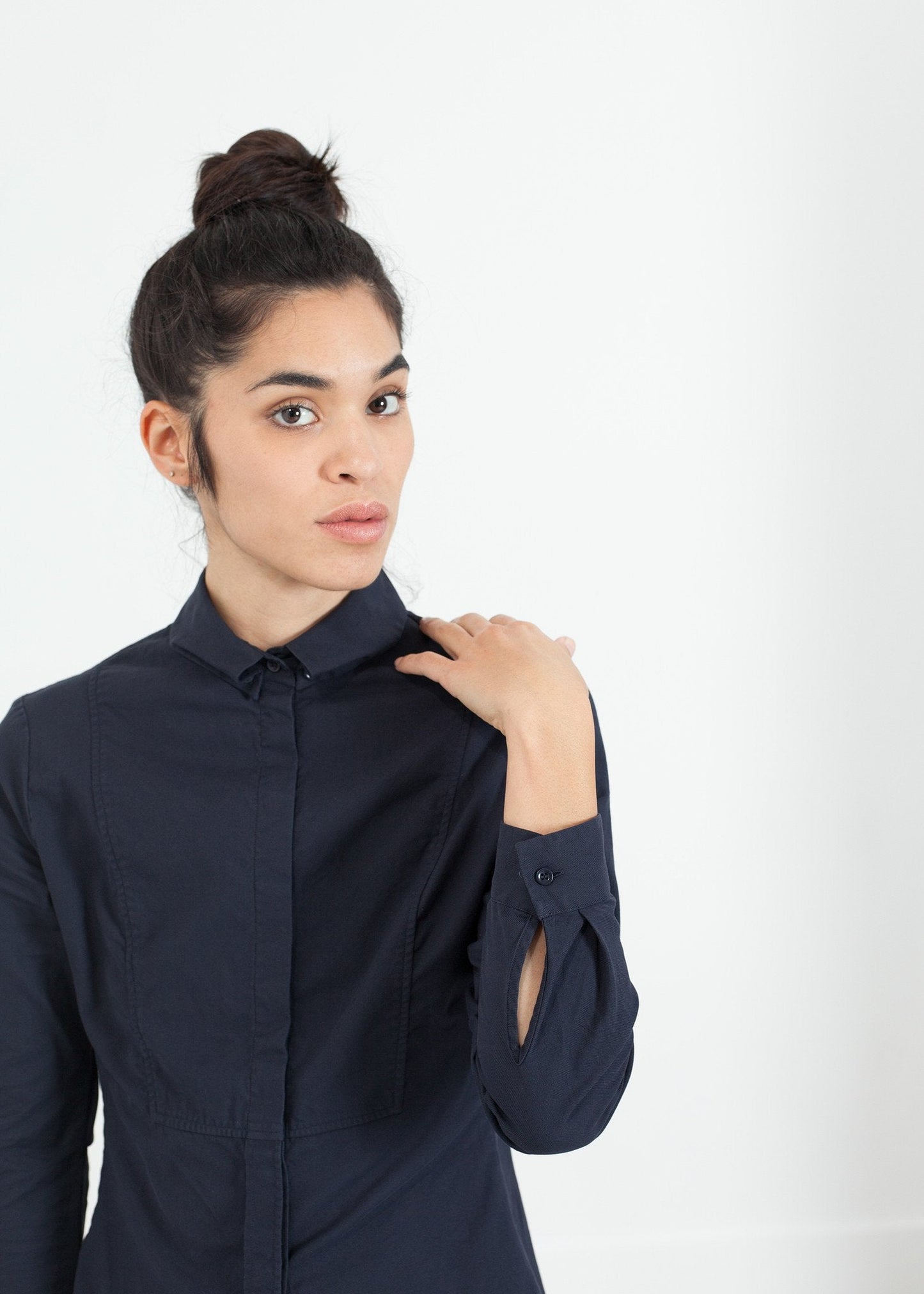 Wrinkled Tux Shirt in Navy - formtest11