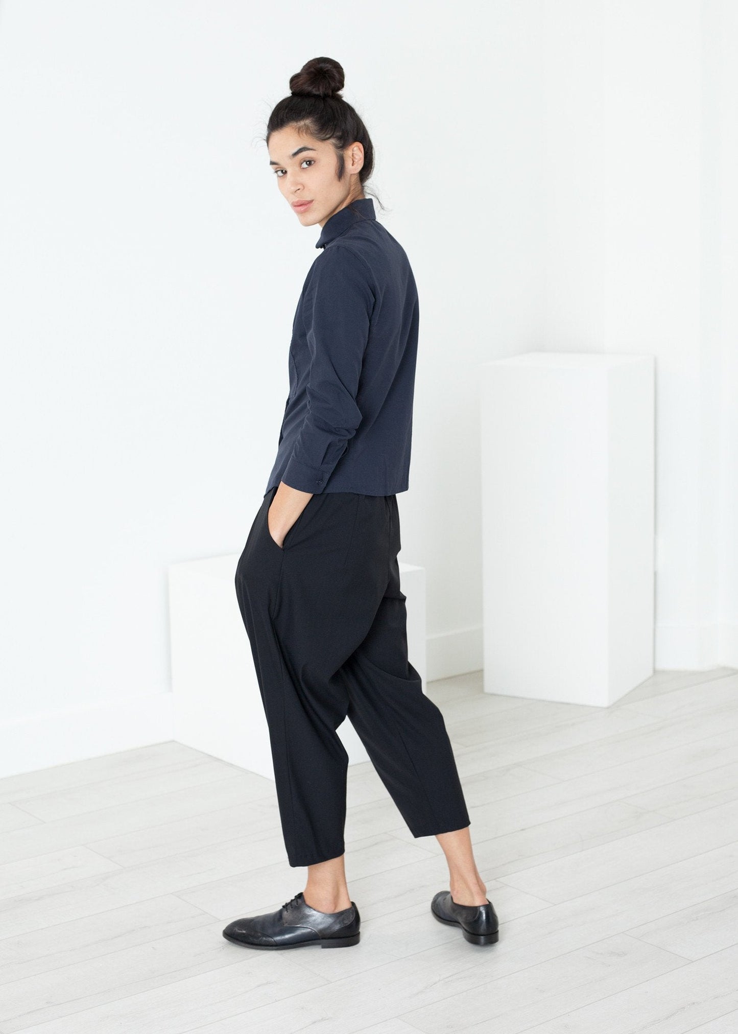 Wrinkled Tux Shirt in Navy - formtest11