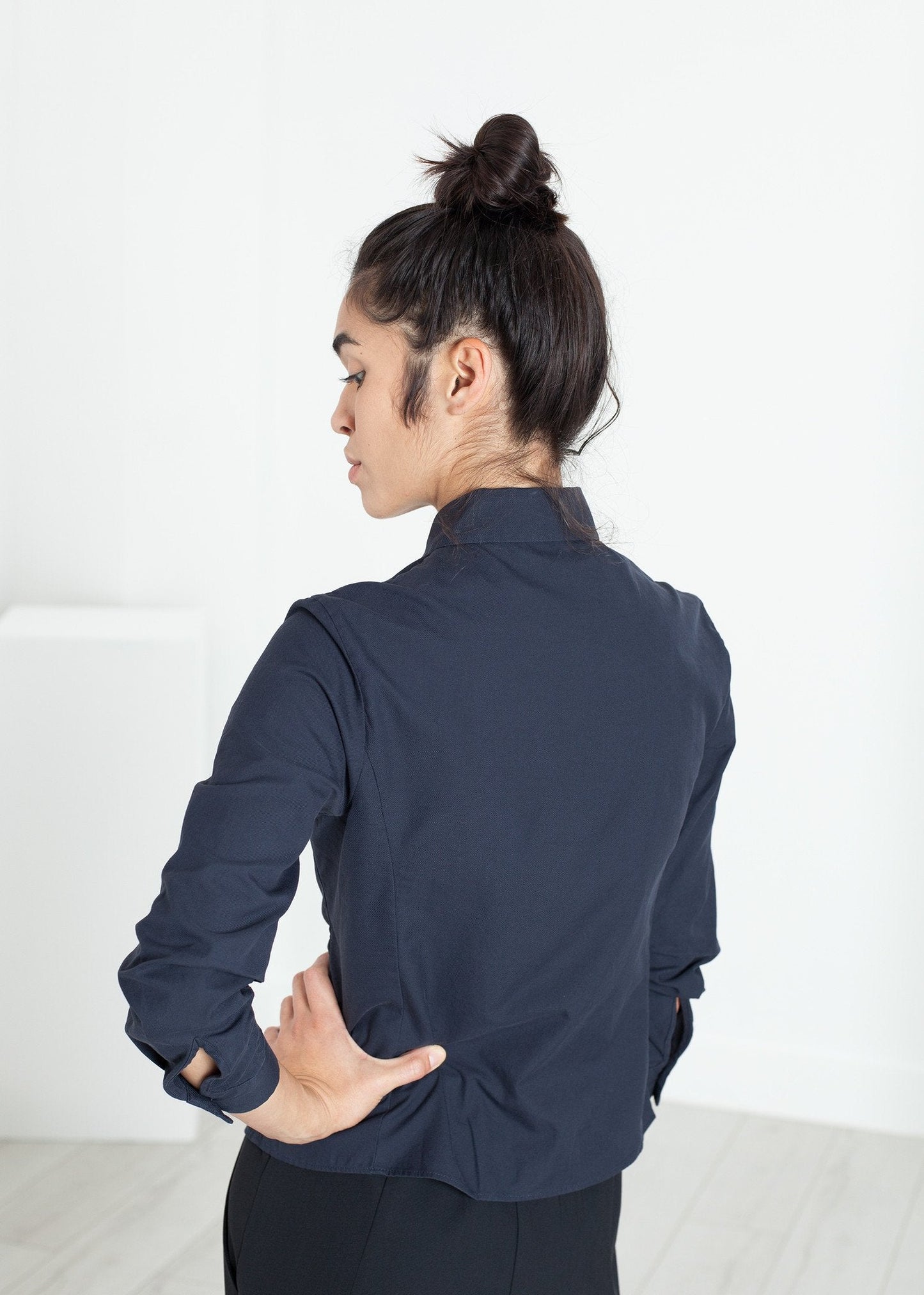 Wrinkled Tux Shirt in Navy - formtest11