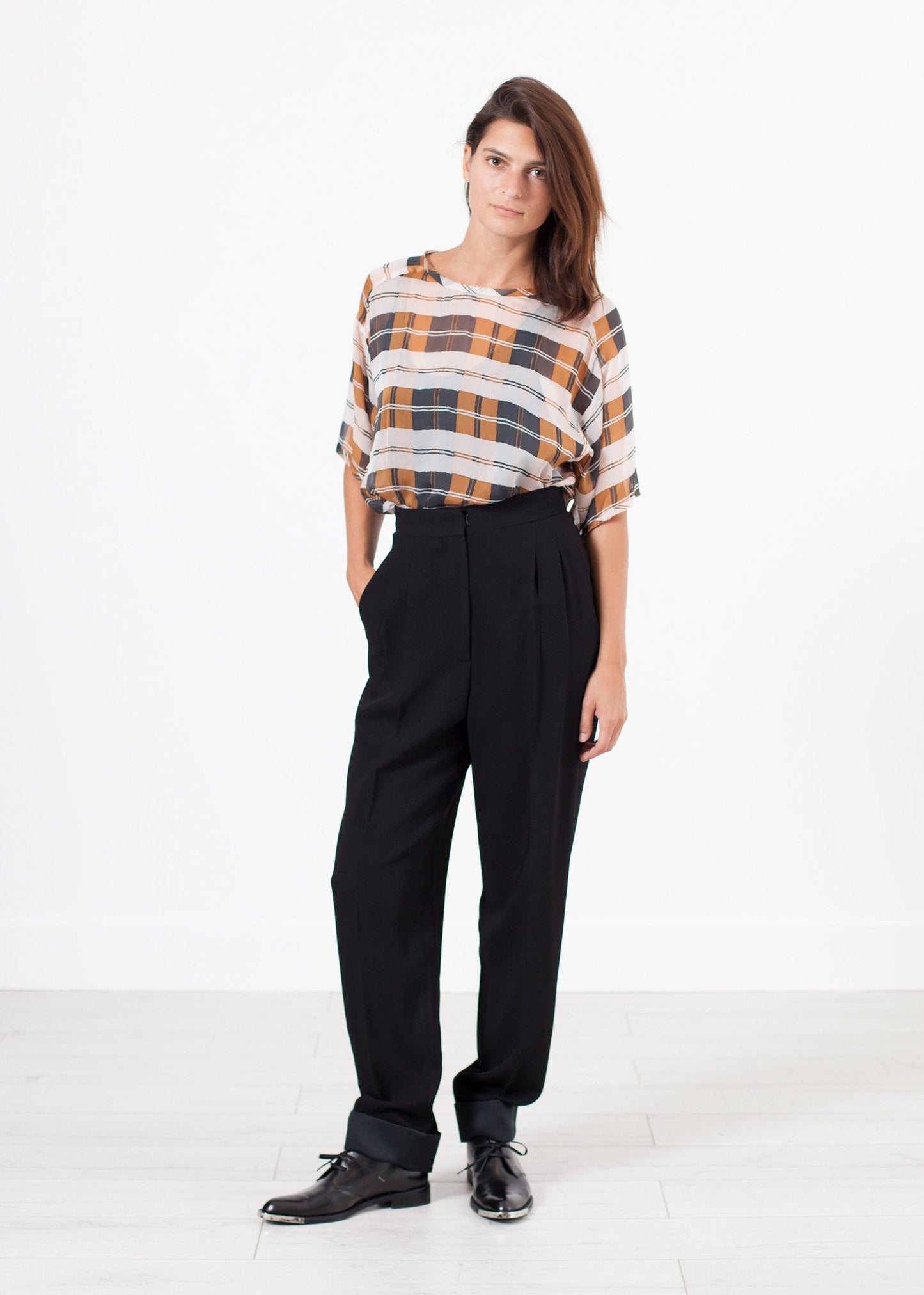 Contrast Cuff Pant in Black - formtest11