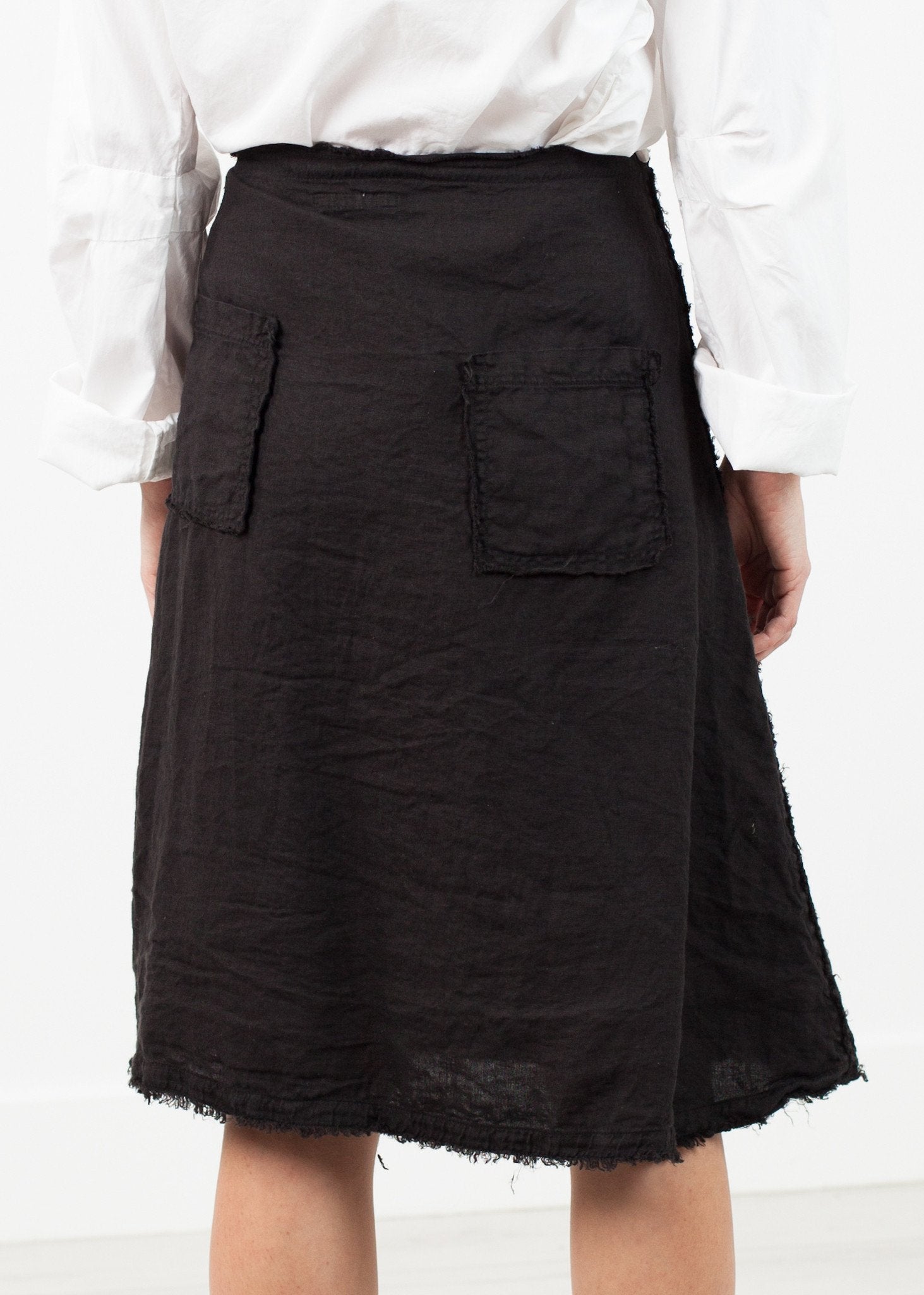Wrap Snap Skirt in Black - formtest11